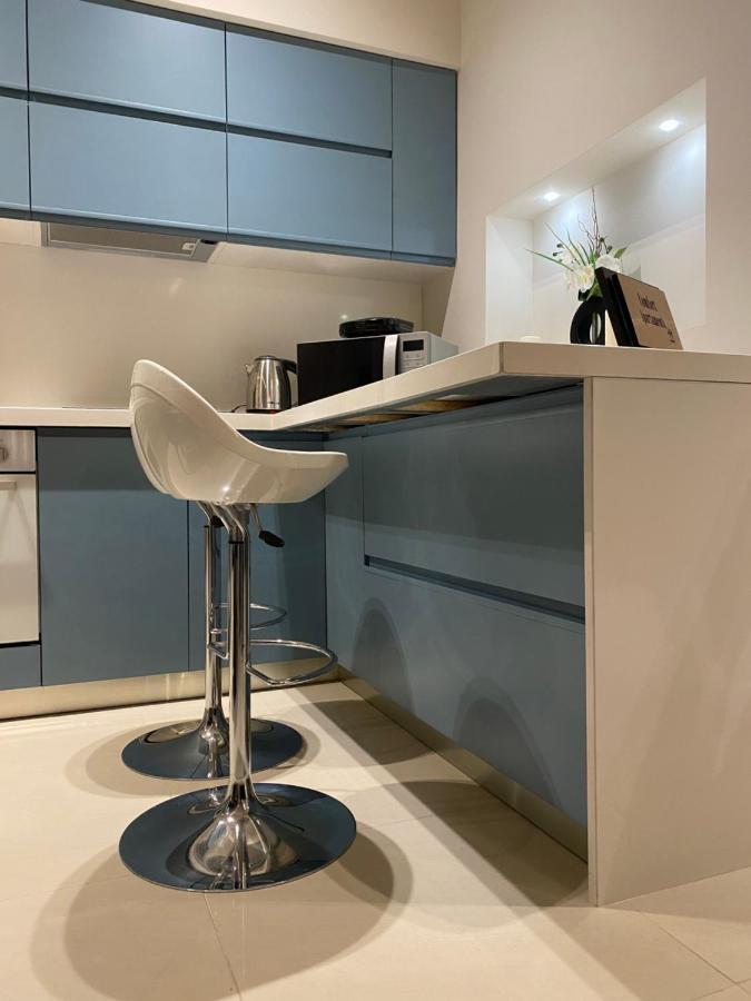 Comfort Apartament, Near The Beach Дуррес Экстерьер фото