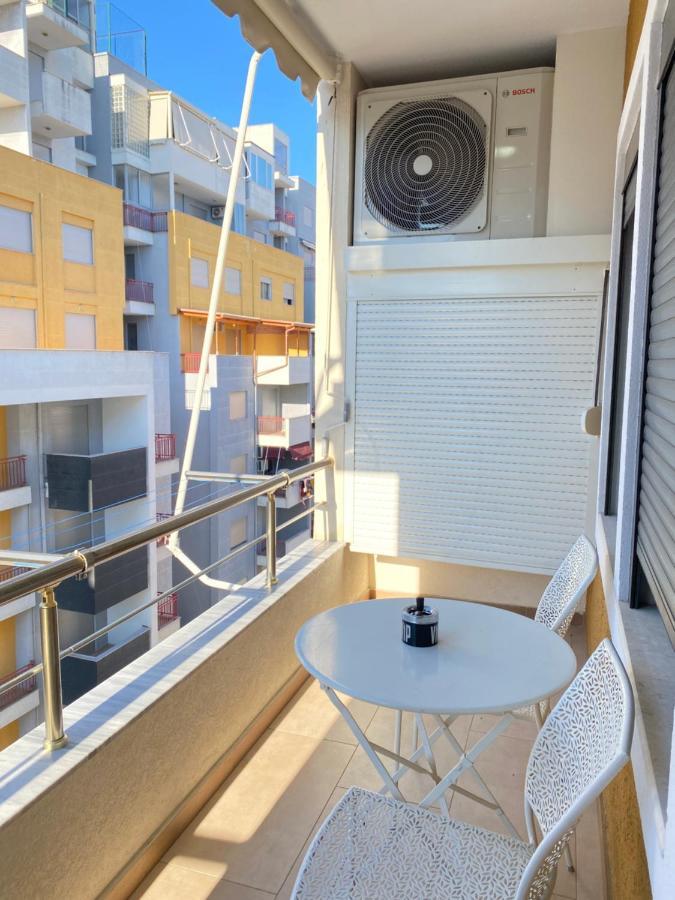 Comfort Apartament, Near The Beach Дуррес Экстерьер фото