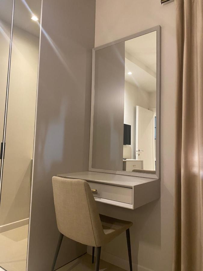 Comfort Apartament, Near The Beach Дуррес Экстерьер фото